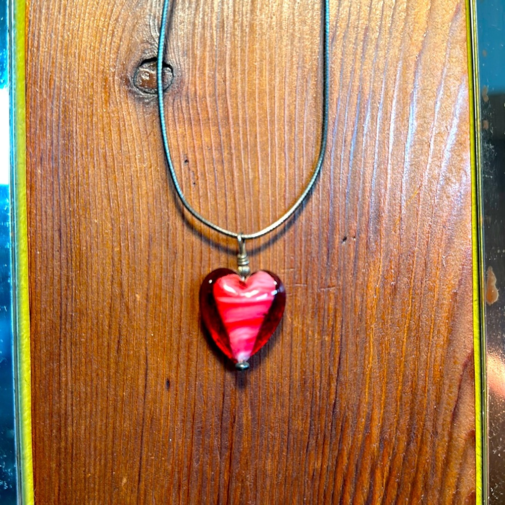 Glass Heart Necklace, handmade - Picture 2 of 3